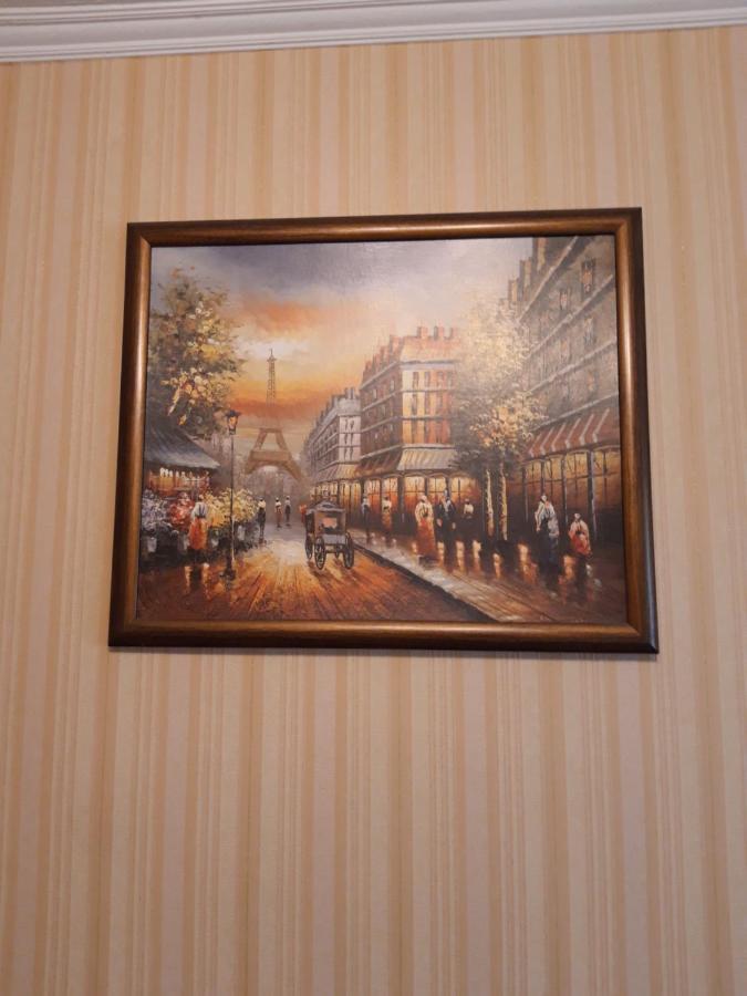 Квартира На Углу Ул. Титова И Пр. Богдана Хмельницкого Dnjepropetovsk Buitenkant foto